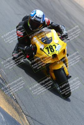 media/Mar-25-2022-Apex Assassins (Fri) [[6895ac7503]]/Trackday Level 1/Session 5/Turn 12/